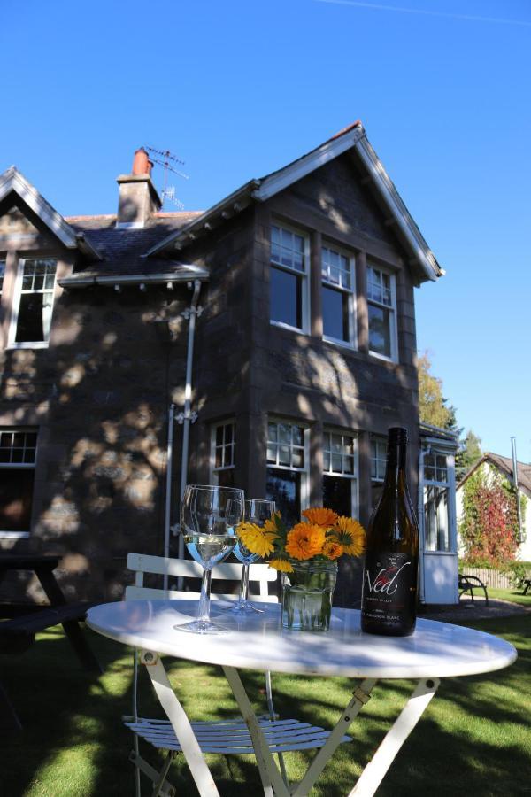 Coig Na Shee Guest House Newtonmore Exteriér fotografie